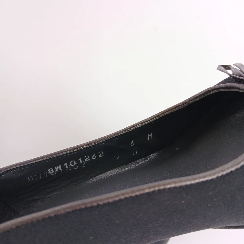 Stuart Weitzman step out